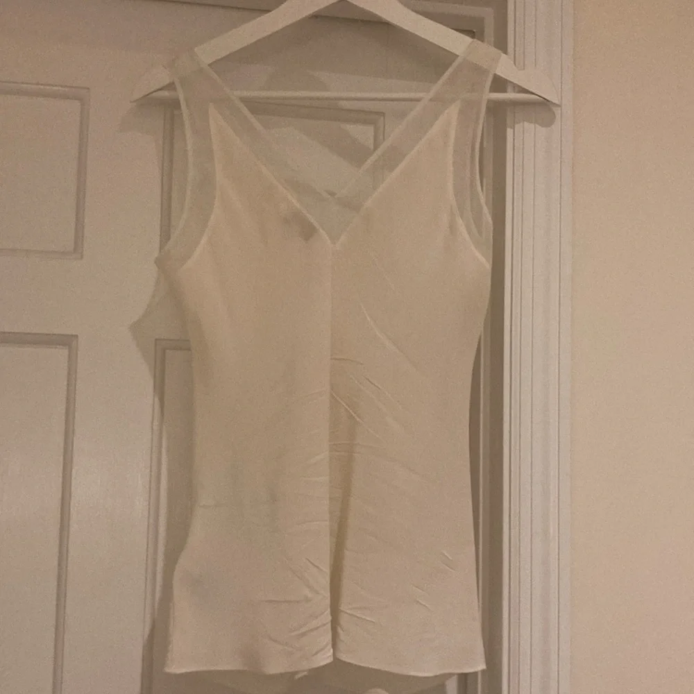 100% silk Ted Baker top - Picture 3 of 4